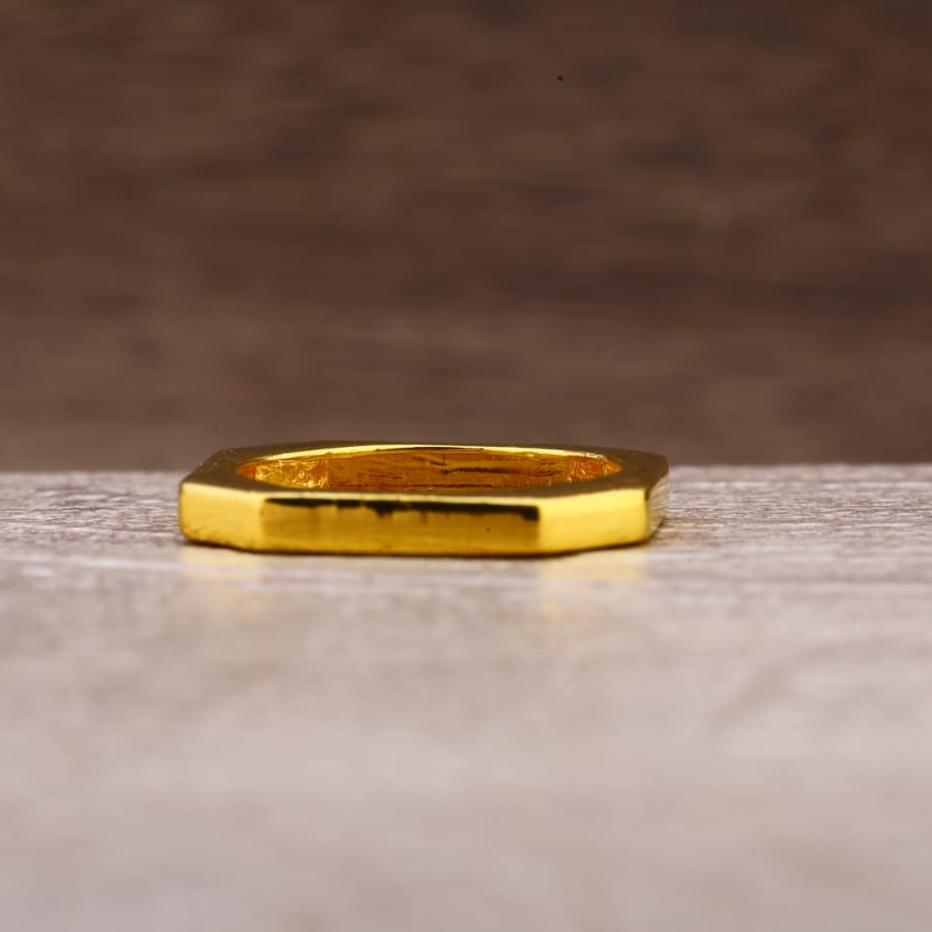 916 Gold Gorgeous Ladies Plain Ring LPR493
