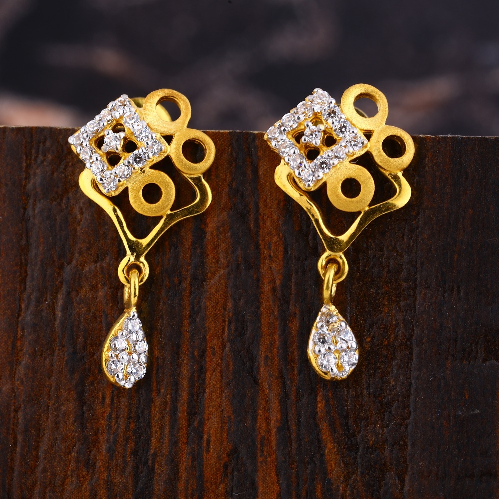 22KT Gold CZ Women's Delicate Hallmark Fancy  Earring LFE585