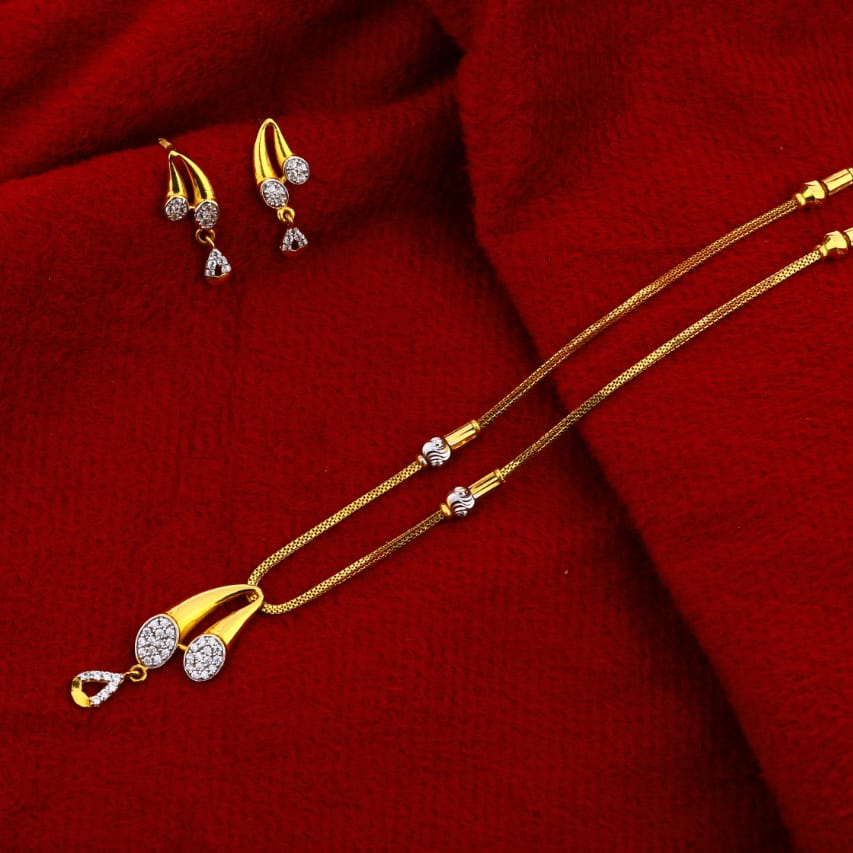 916 Gold Hallmark Classic Ladies Chain Necklace set CN270