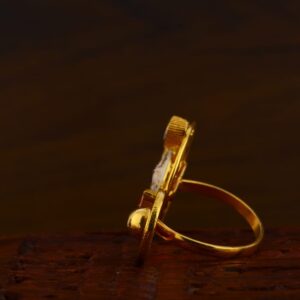916 Gold CZ Antique Classic Ladies Ring LAR136