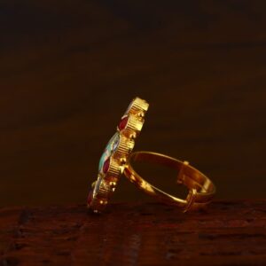 916 Gold CZ Antique Ladies Ring LAR131