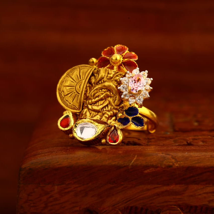 916 Gold Hallmark Antique Ladies Ring LAR240