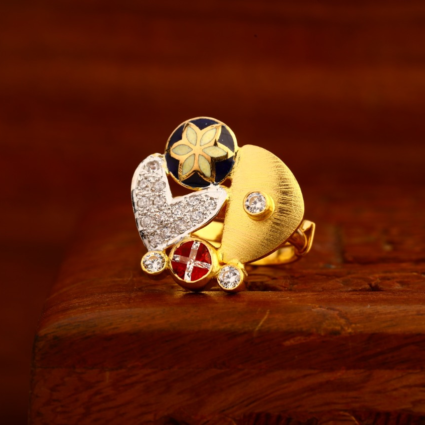 22CT Gold CZ Antique Ladies Ring LAR203