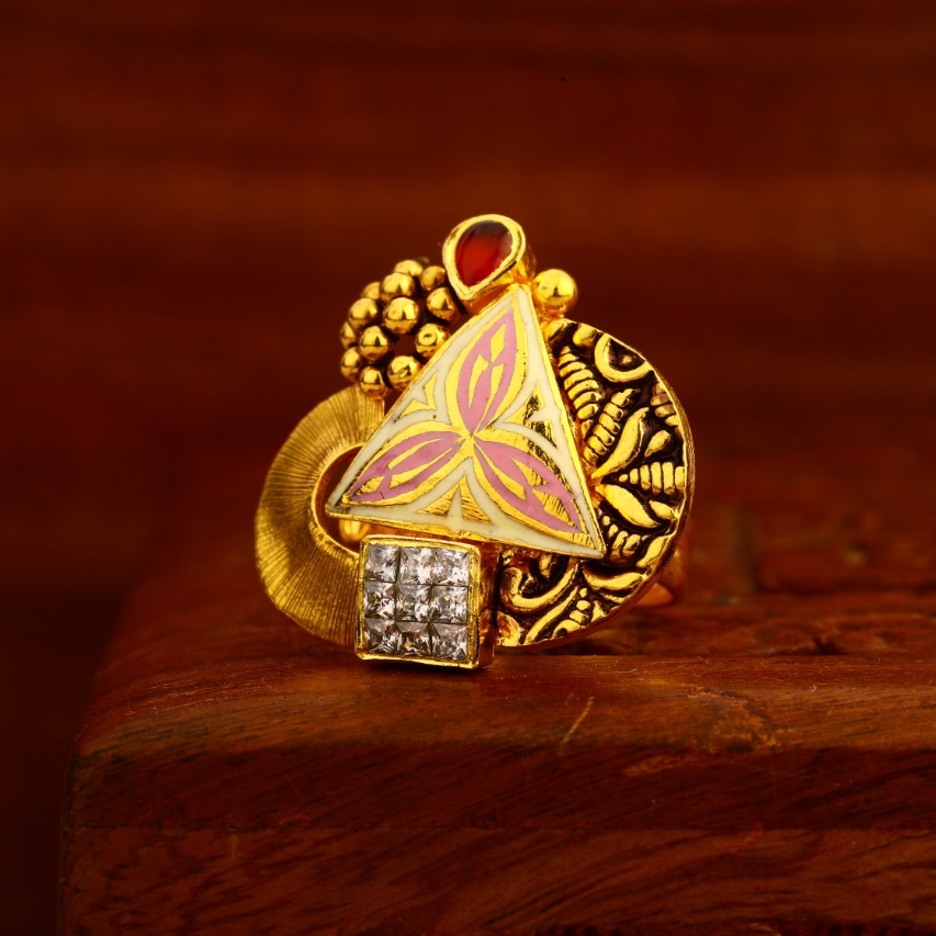 22KT Gold CZ Antique Gorgeous Ladies Ring LAR173