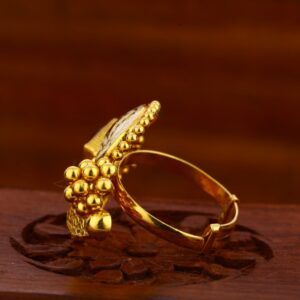 22KT Gold Antique Ladies Ring LAR117