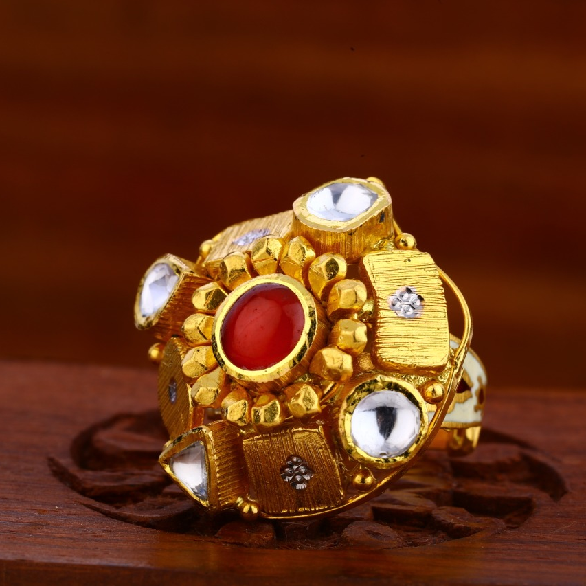 22KT Gold Hallmark Antique Designer Ladies Ring LAR112