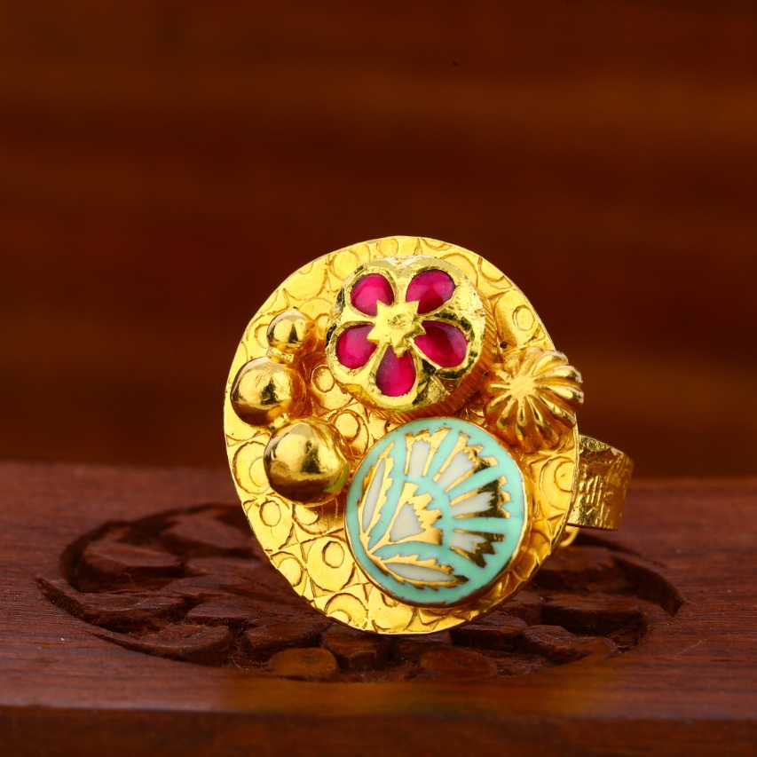 22KT Gold Antique Ladies Ring LAR102