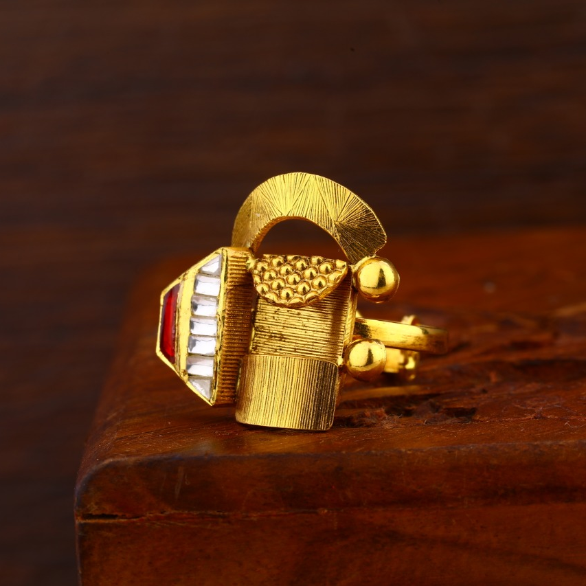 916 Gold Hallmark Antique Delicate Ladies Ring LAR149