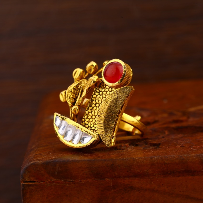 916 Gold Hallmark Antique Classic Ladies Ring LAR148
