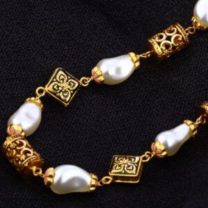 916 Gold Hallmark Ladies Moti Mala AC200