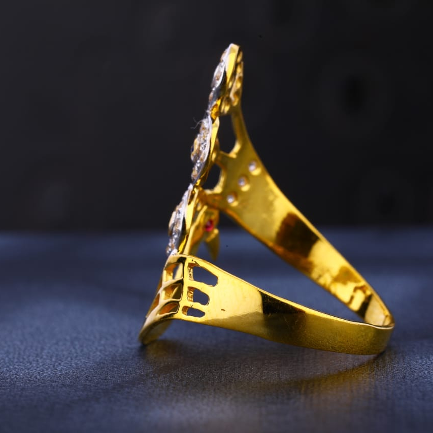 916 Gold Hallmark Gorgeous Ladies Ring LR995 - Image 2