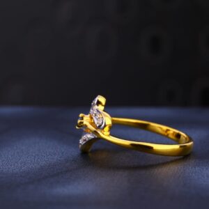 22KT CZ Gold Hallmark Stylish Ladies Ring LR1015