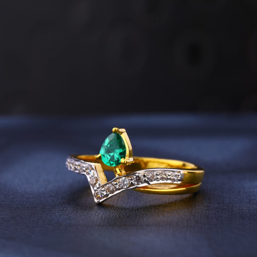 22KT CZ Gold Hallmark Designer Ladies Ring LR1020