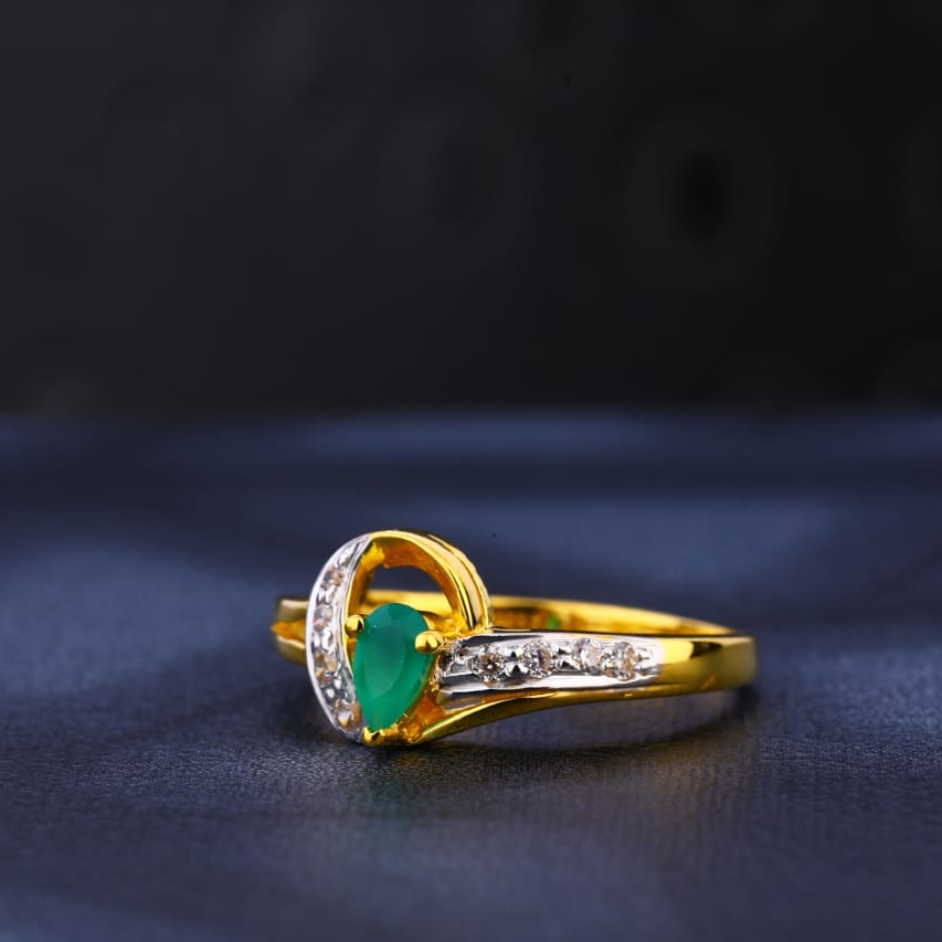 22KT CZ Gold Stylish Ladies Ring LR1025