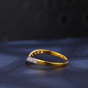 22KT CZ Gold Stylish Ladies Ring LR1029