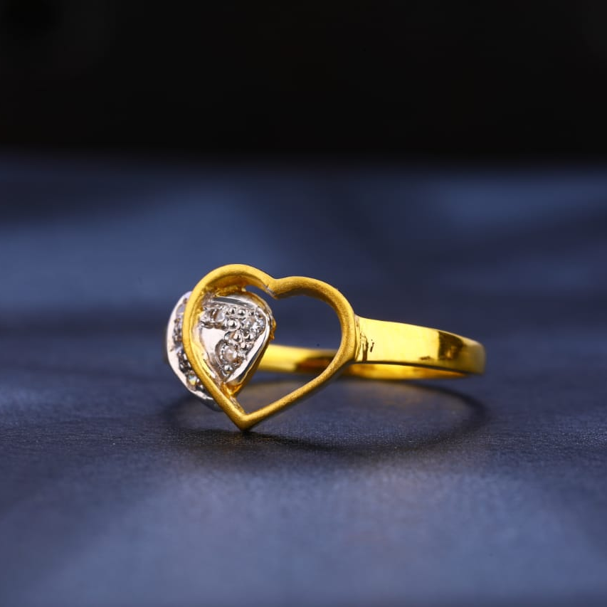 22KT CZ Gold Designer Ladies Ring LR245