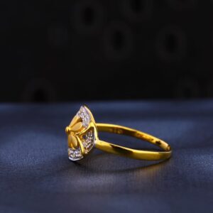 22KT Gold Hallmark Gorgeous Ladies Ring LR987
