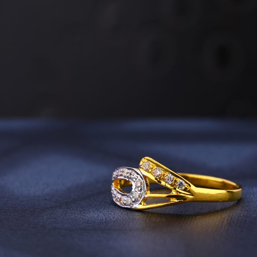 22KT Gold Exclusive Ladies Ring LR1039