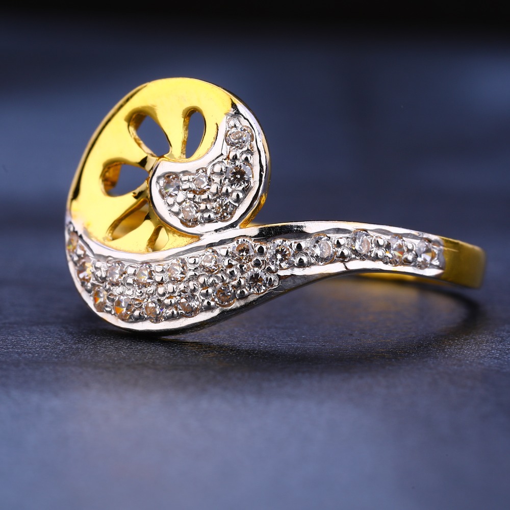 916 Gold  Women's  Gorgeous Hallmark Ring LR260