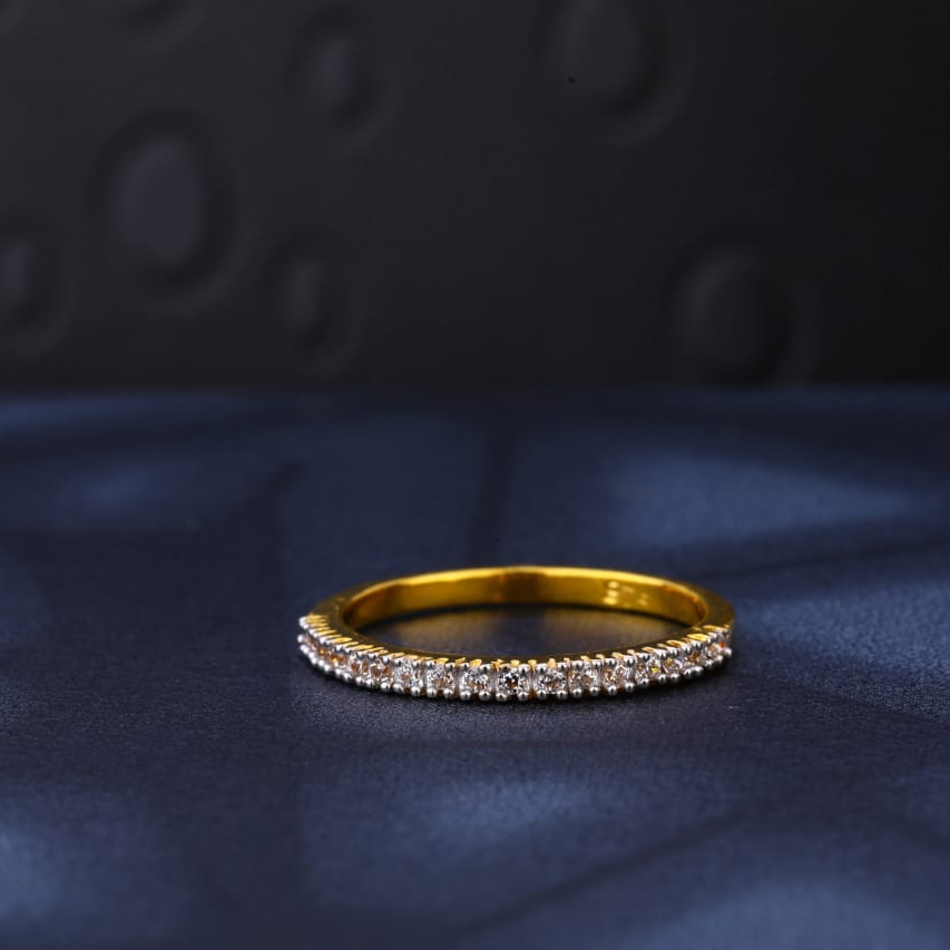22KT Gold CZ Hallmark Delicate Ladies Ring LR923