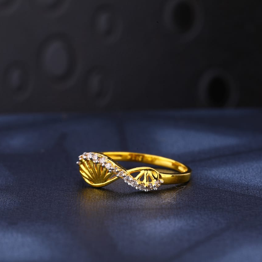 22KT Gold CZ Exclusive Ladies Ring LR929