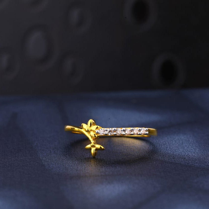 22KT Gold Hallmark Exclusive Ladies Ring LR938