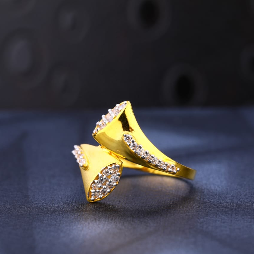 22KT Gold Delicate Ladies Ring LR947
