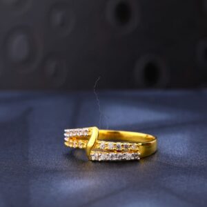 916 Gold CZ Hallmark Fancy Ladies Ring LR953