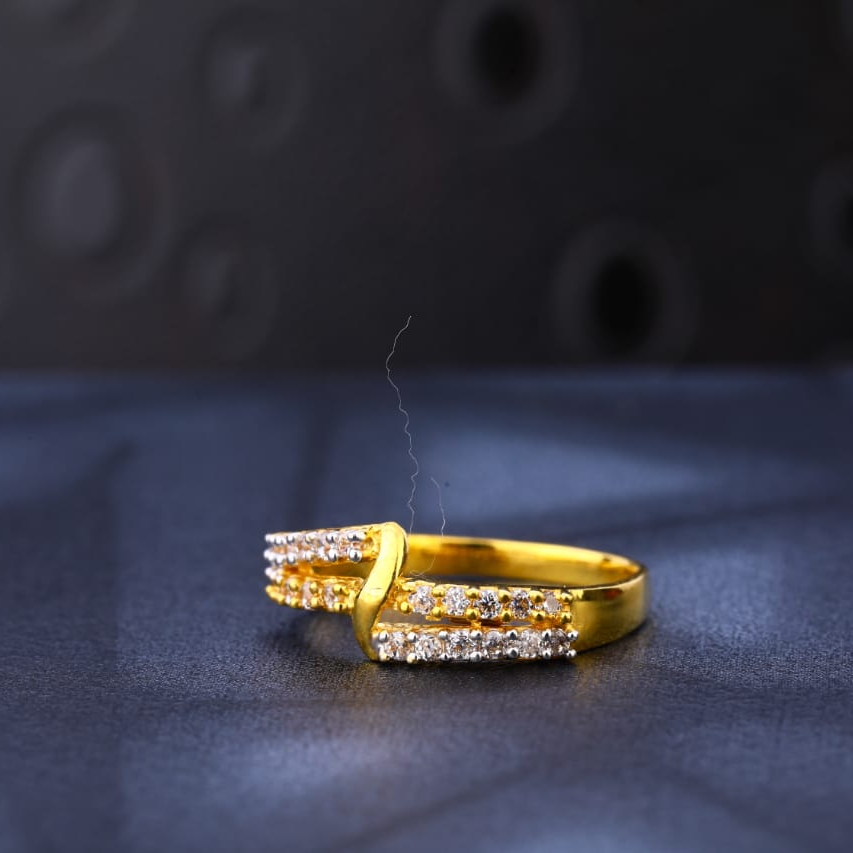 916 Gold CZ Hallmark Fancy Ladies Ring LR953