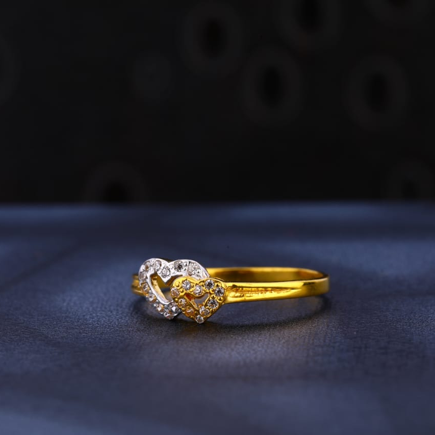 916 Gold Hallmark Fancy Ladies Ring LR968