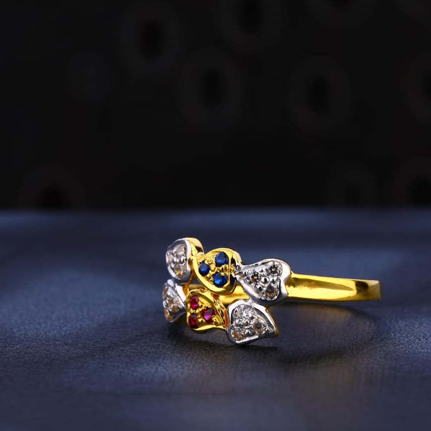 916 Gold Ladies Ring LR984