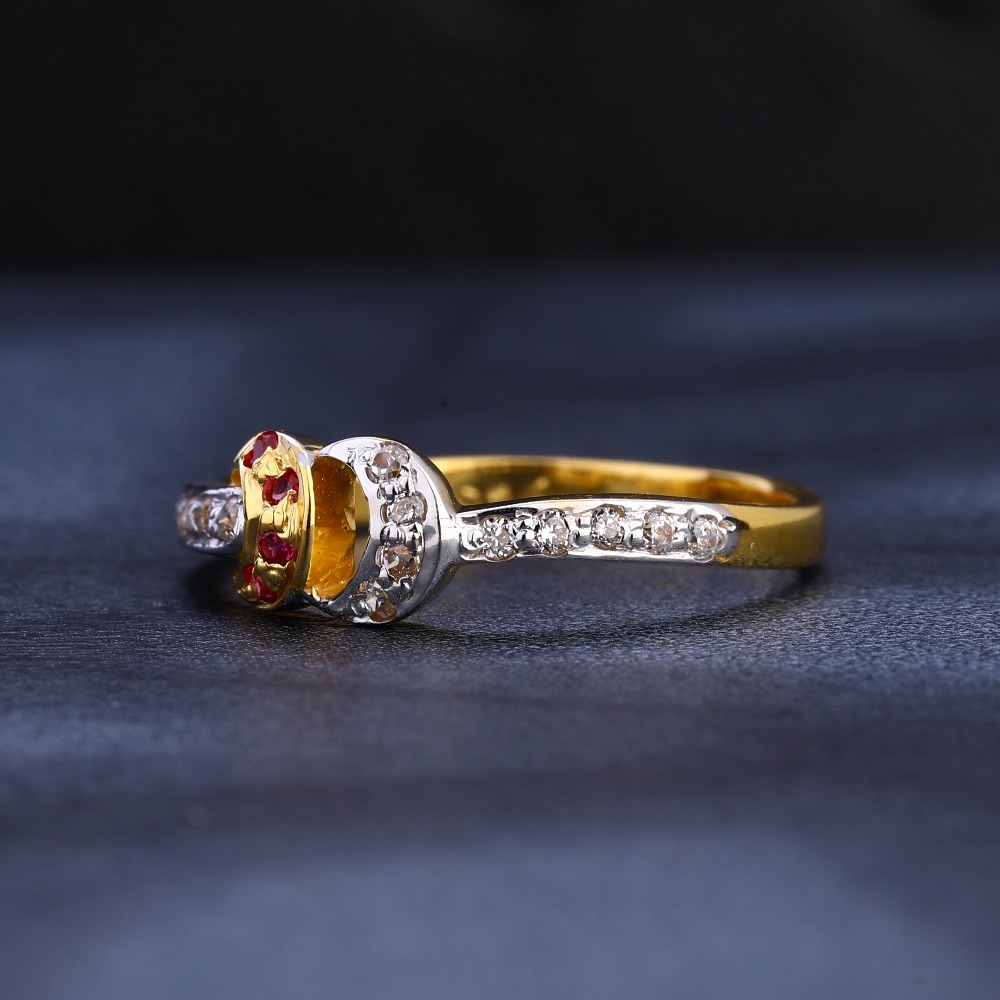 916 Cz Gold Hallmark Classic Women's Ring LR1077