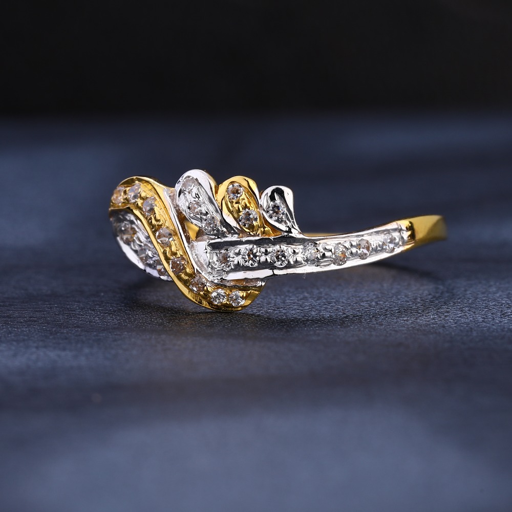 916 Cz Gold Designer Ladies Ring LR1070