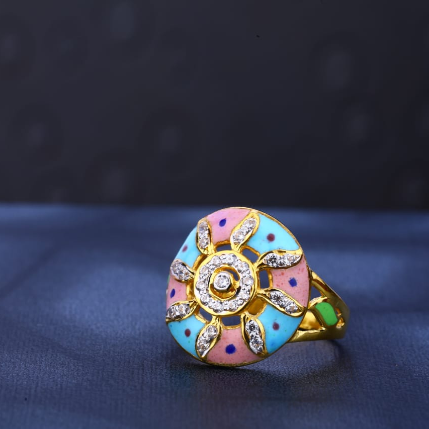916 Gold CZ Ladies Designer Ring LR485