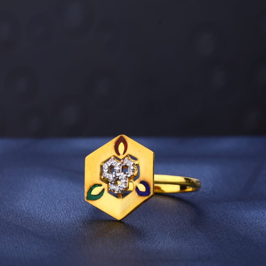 916 Gold Hallmark Classic Ladies Ring LR494