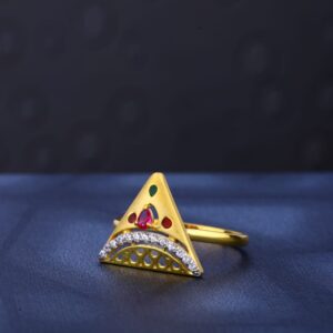 916 Gold Hallmark Ladies Ring LR497