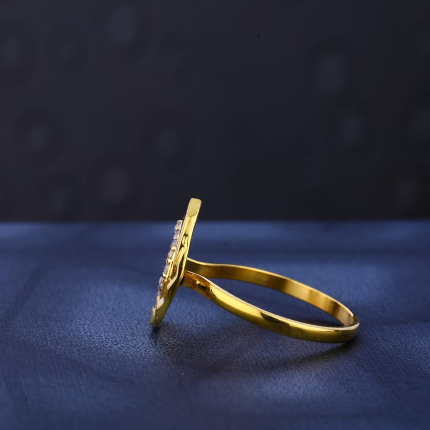 916 Gold Ladies Fancy Ring LR498 - Image 2