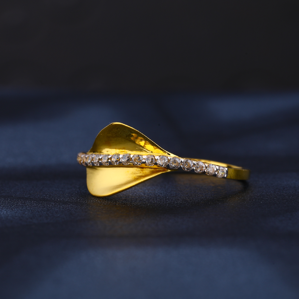 22CT CZ Gold Ladies Ring LR828