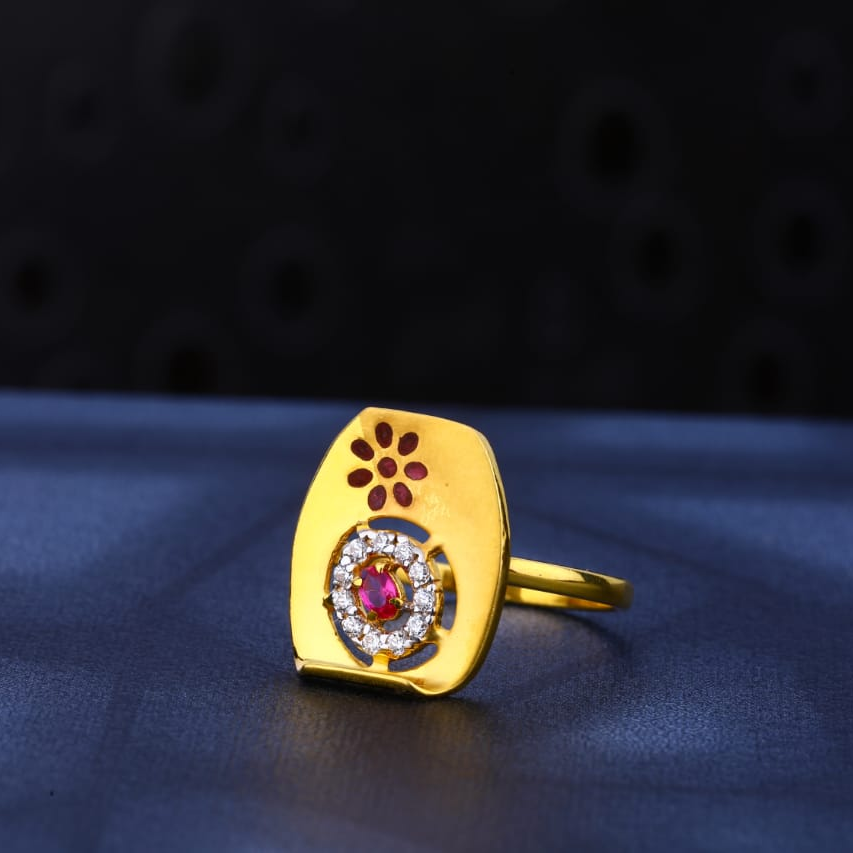 22KT Gold CZ Hallmark Fancy Ladies Ring LR521