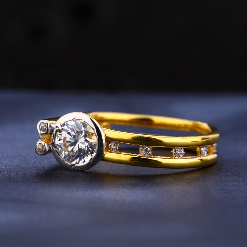 22KT Gold Ladies Stylish Ring LR357