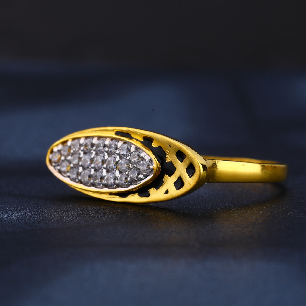 22CT Gold Women's Hallmark Ring LR814