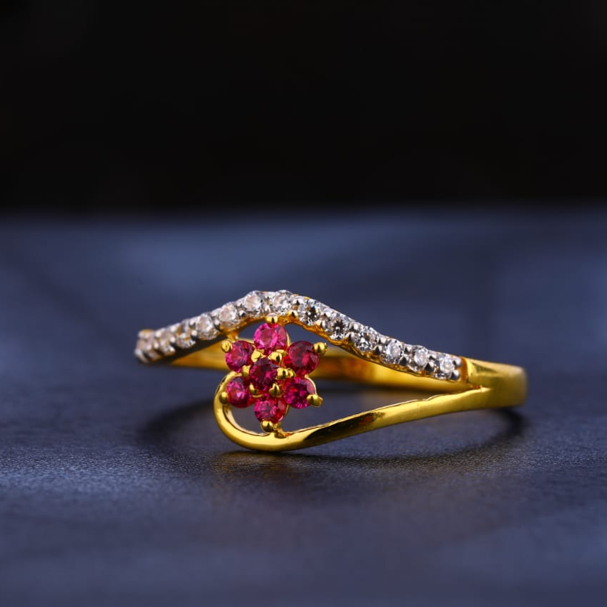 916 Gold CZ Hallmark Delicate Ladies Ring LR342