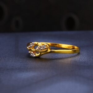 916 Gold Cz Women's Delicate Hallmark Ring LR1574