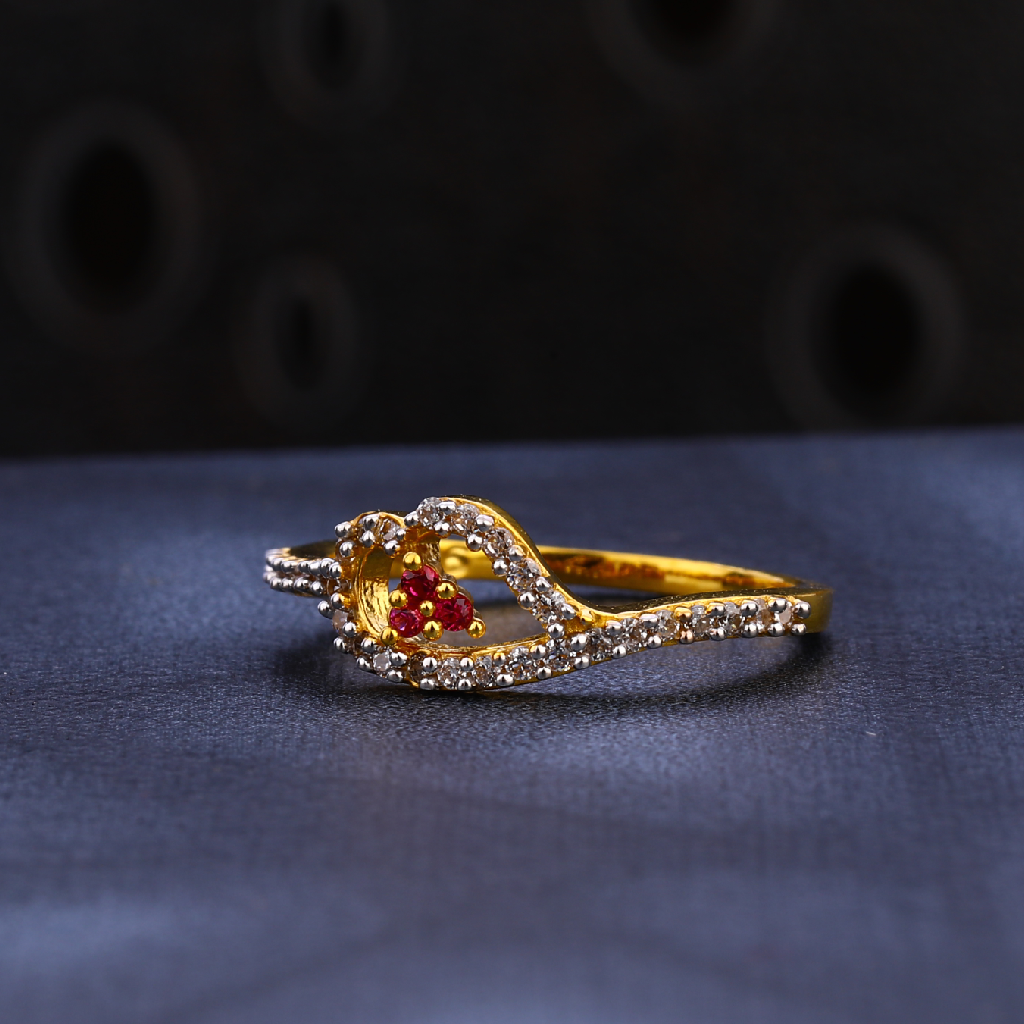 916 Gold Cz Delicate Ladies Ring LR1566