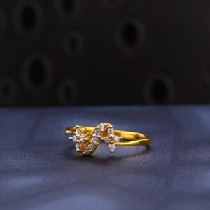 916 Gold Cz Ladies Ring LR1563