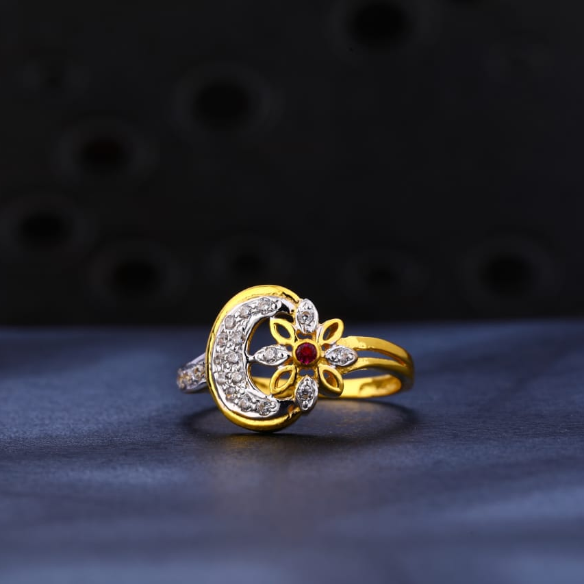 22KT Gold CZ Exclusive Ladies Ring LR1173
