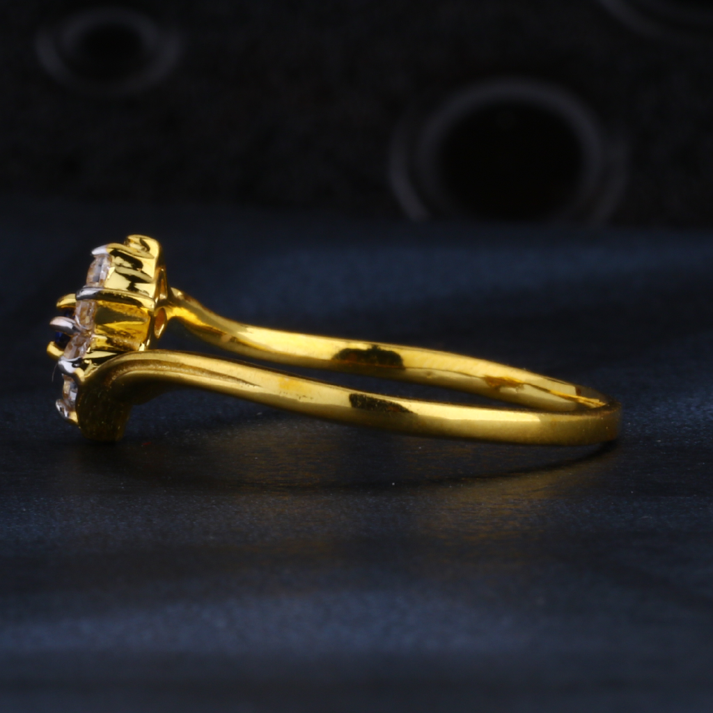 22CT Gold Hallmark Gorgeous Ladies Ring LR1535 - Image 2