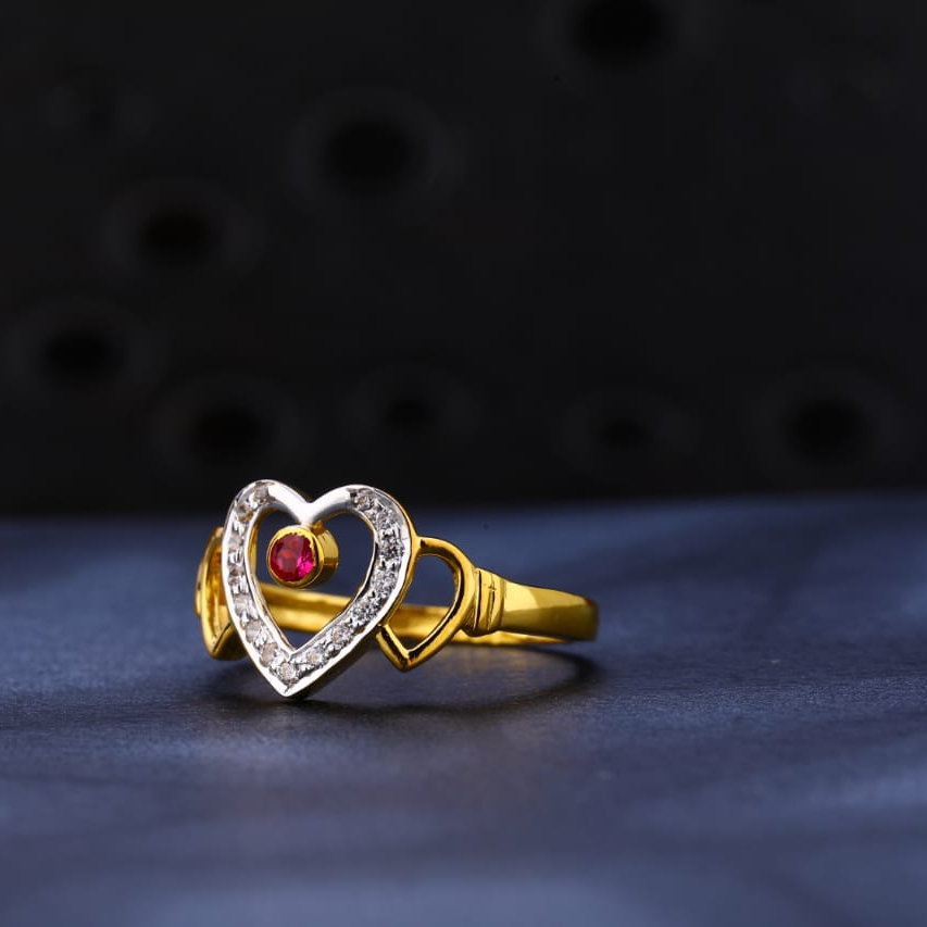 916 Gold CZ Hallmark Designer Ladies Ring LR1146