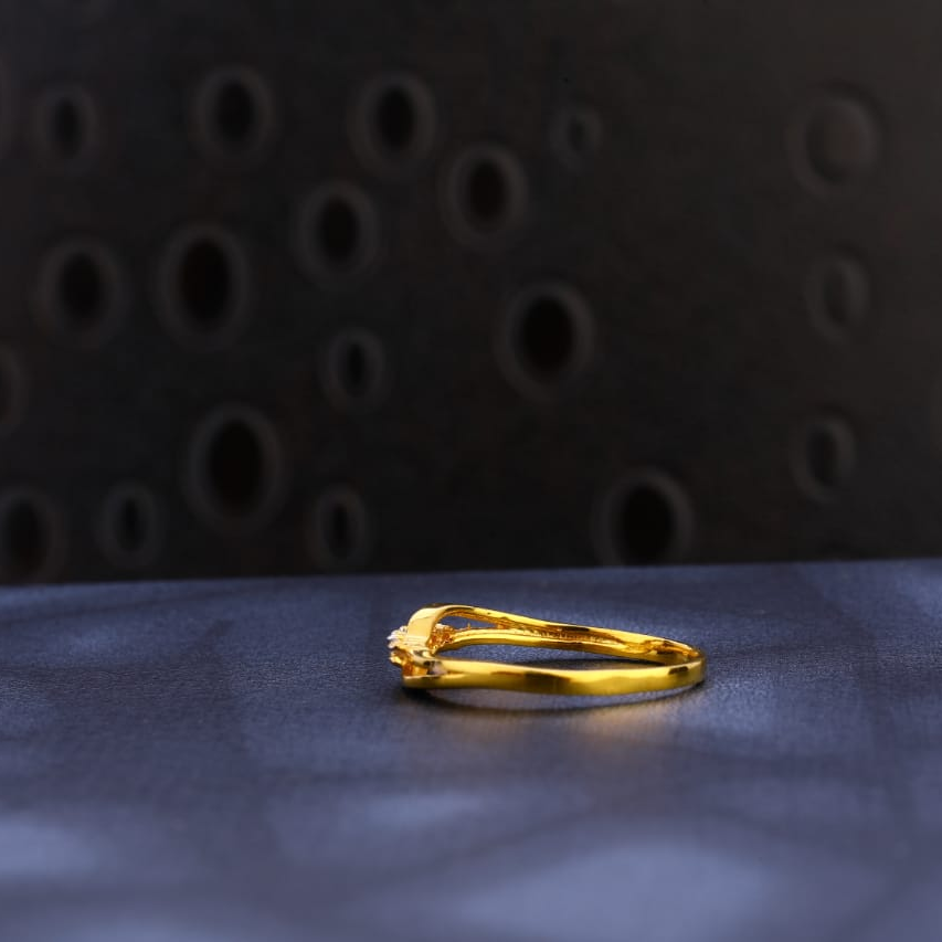 916 Gold Ladies Exclusive Ring LR1586 - Image 2