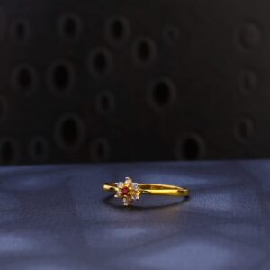 916 Gold Ladies Classic Ring LR1589